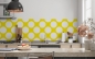 Preview: Küchenrückwand Gelb Weiß Polka Dots
