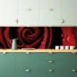 Preview: Spritzschutz Küche Rose im Regen