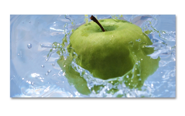 Spritzschutz Küche Apfel im Wasser